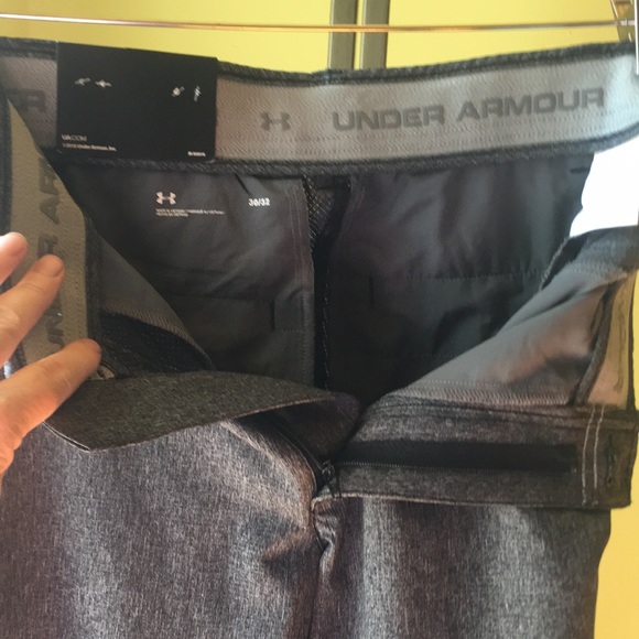 NEW WITH TAGS! UNDER ARMOR mens 30/32 pants - Picture 6 of 6